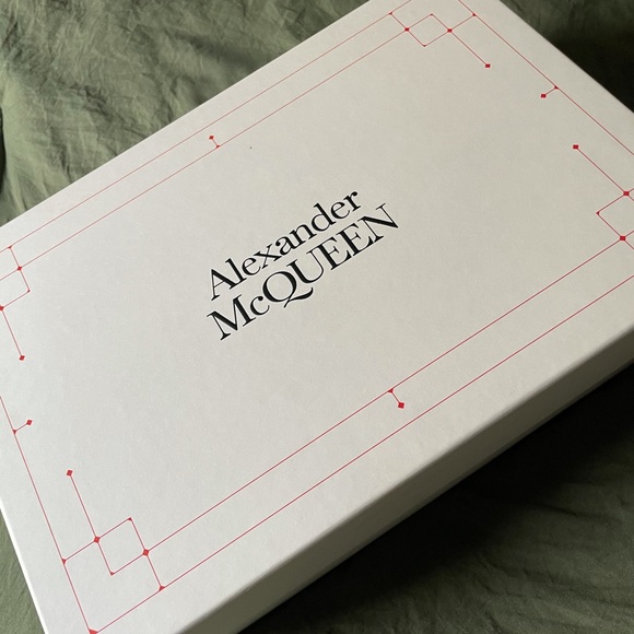 Alexander McQueen white and blue sneakers - Picture 8 of 9